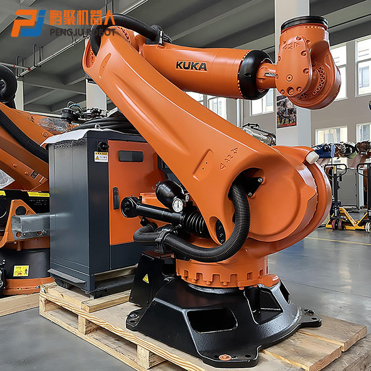 KUKA KR210 R2700 KRC4 لحام القوس ، لحام النقطة ، صناعة الصحافة ، تحميل اللوحات ، تحميل وتفريغ الأجزاء ، القطع