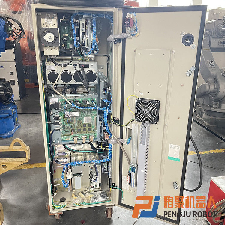 Yaskawa ES165D Robotic Factory ذراع اللحام التلقائي 6 محاور قوس اللحام المناور