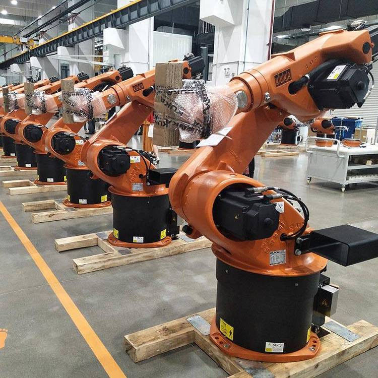 Kuka KR60 تحميل وتفريغ أوتوماتيكي من ستة محاور لذراع الروبوت ، 2033 مم ، تحميل 60 كجم