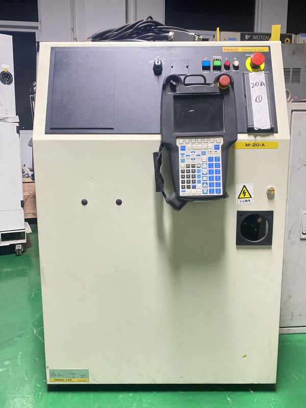 Fanuc 20iA ± 0.07mm روبوت لحام قوس التكرار 20KG الحمل 1811 مم وصول لمعالجة معالجة وأجزاء القياس