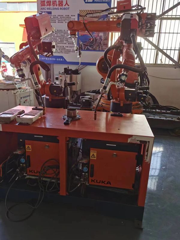 KUKA KR5 R1400 KRC4 معالجة الأجزاء ، القياس ، تجميع الأجزاء ، اللصق - التوصيل اللاصق ، لحام القوس