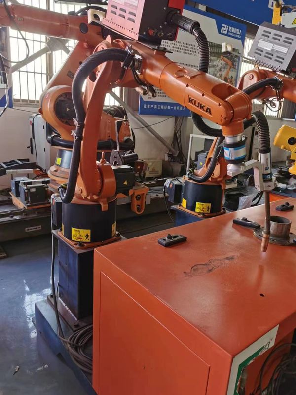 KUKA KR5 R1400 KRC4 معالجة الأجزاء ، القياس ، تجميع الأجزاء ، اللصق - التوصيل اللاصق ، لحام القوس