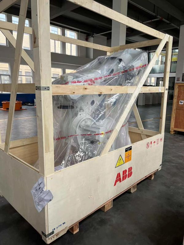 جديد ABB IRB 4600-60 / 2.05 M2004 أجزاء تحميل ، معالجة معالجة قياس 60kg الحمولة