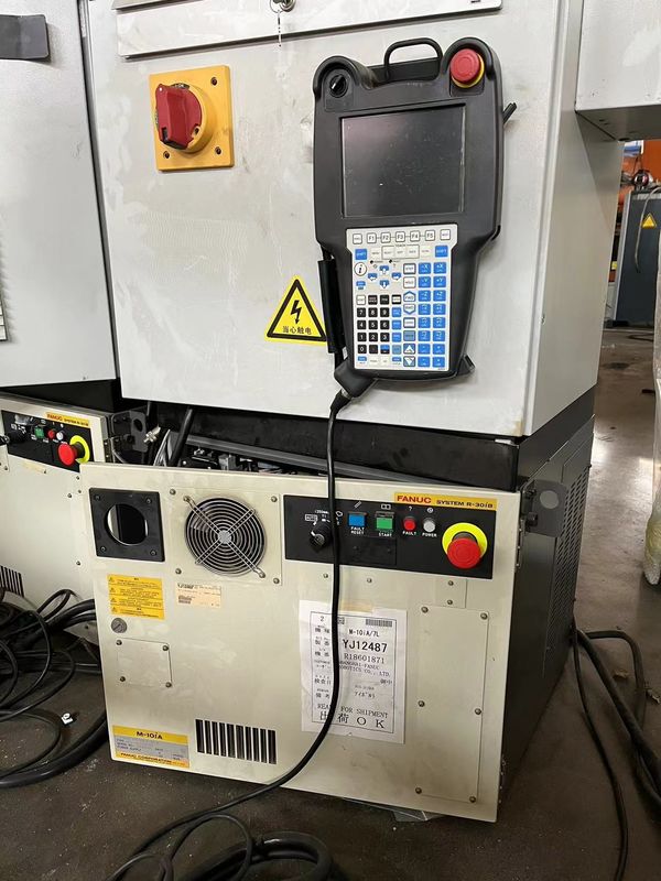 FANUC M-10iA / 7L ، حمولة فائدة 7 كجم ، 1633 مم ، لحام القوس تحميل وتفريغ القطع