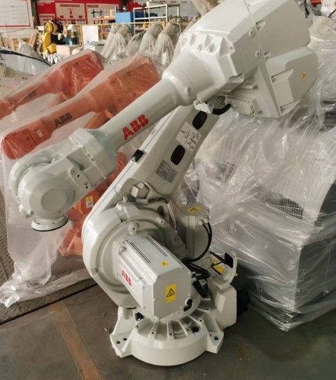 IRB 4600-60/2.05 IRC5 وحدة تحكم ABB تستخدم الروبوتات 6 محور ذراع الروبوت 2050mm النطاق موثوق للغاية وفعالة