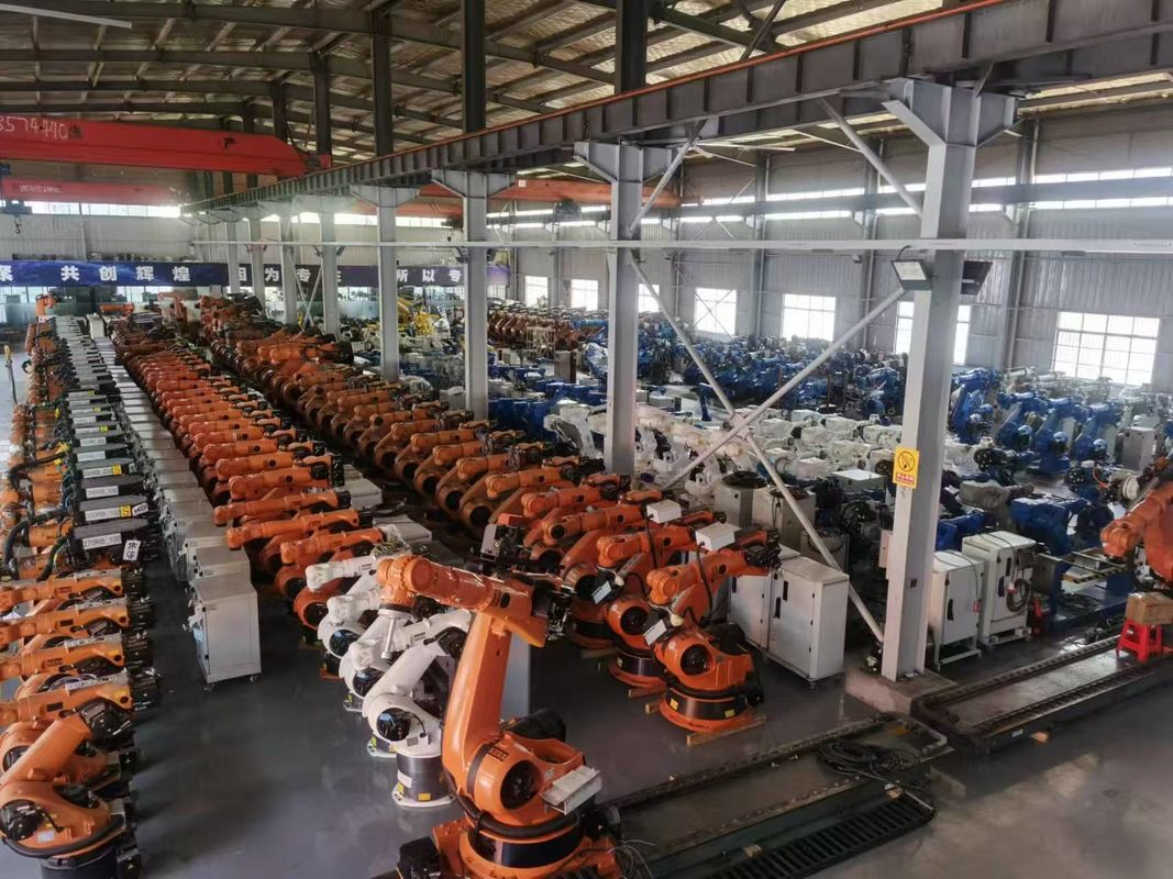 KUKA KR300 R2500 Ultra 300kg Payload 2500mm Reach روبوتات KUKA المستخدمة مع إمكانية تكرار ±0.1 ملم وكوكا البرمجة تحميل الروبوت التعامل الطحن الطحن