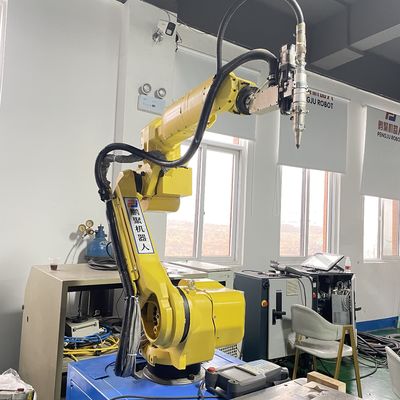 الروبوت الياباني 6 محور مستخدم لحام القوس الصناعي FANUC 20iA