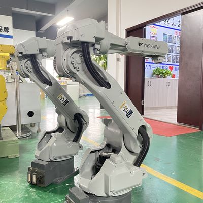 مستعمل 6 محاور Yaskawa Robot UP6 نطاق العمل 1373mm الحمولة 6kg