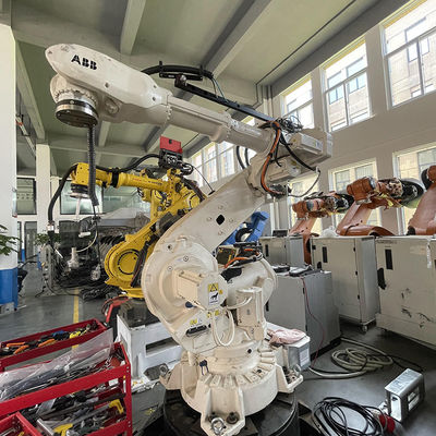 تستخدم لحام القوس ABB Robot Six Axis IRB 6640-130 / 3.2