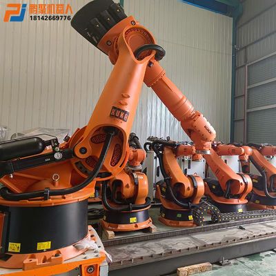 KR360 Stacking Stacking Kuka Robot مستعمل مع 2826 مم ذراع يمتد حتى 360 كجم