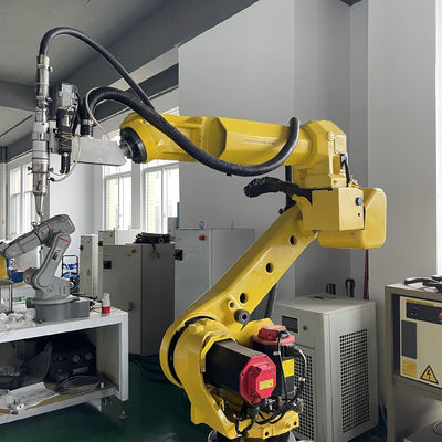 الروبوت Fanuc M-20iA مع 0.08 ملم تكرار الروبوتات الفولاذية، الروبوتات الماء.
