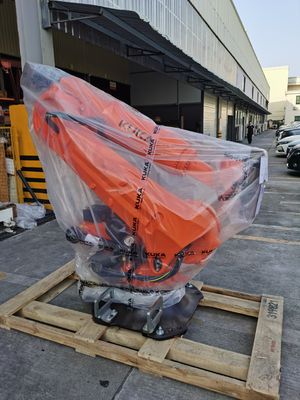 الكوكا الجديدة KR210 R2700 ، KRC4 ، حمولة 210kg ، تصل إلى 2700mm ، تحميل الحاويات ، التجميع ، تحميل وتفريغ الأجزاء ، التعليم