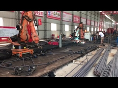 تستخدم KUKA Robots