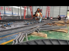 تستخدم KUKA Robots